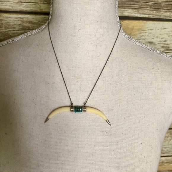 Chan Luu Jewelry - Chan Luu  Metallic Horn Pendant Necklace